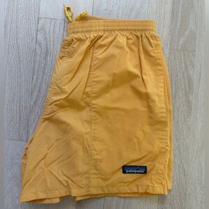Patagonia Kid’s Baggies Vibrant Yellow/Orange Athletic Shorts L (12)